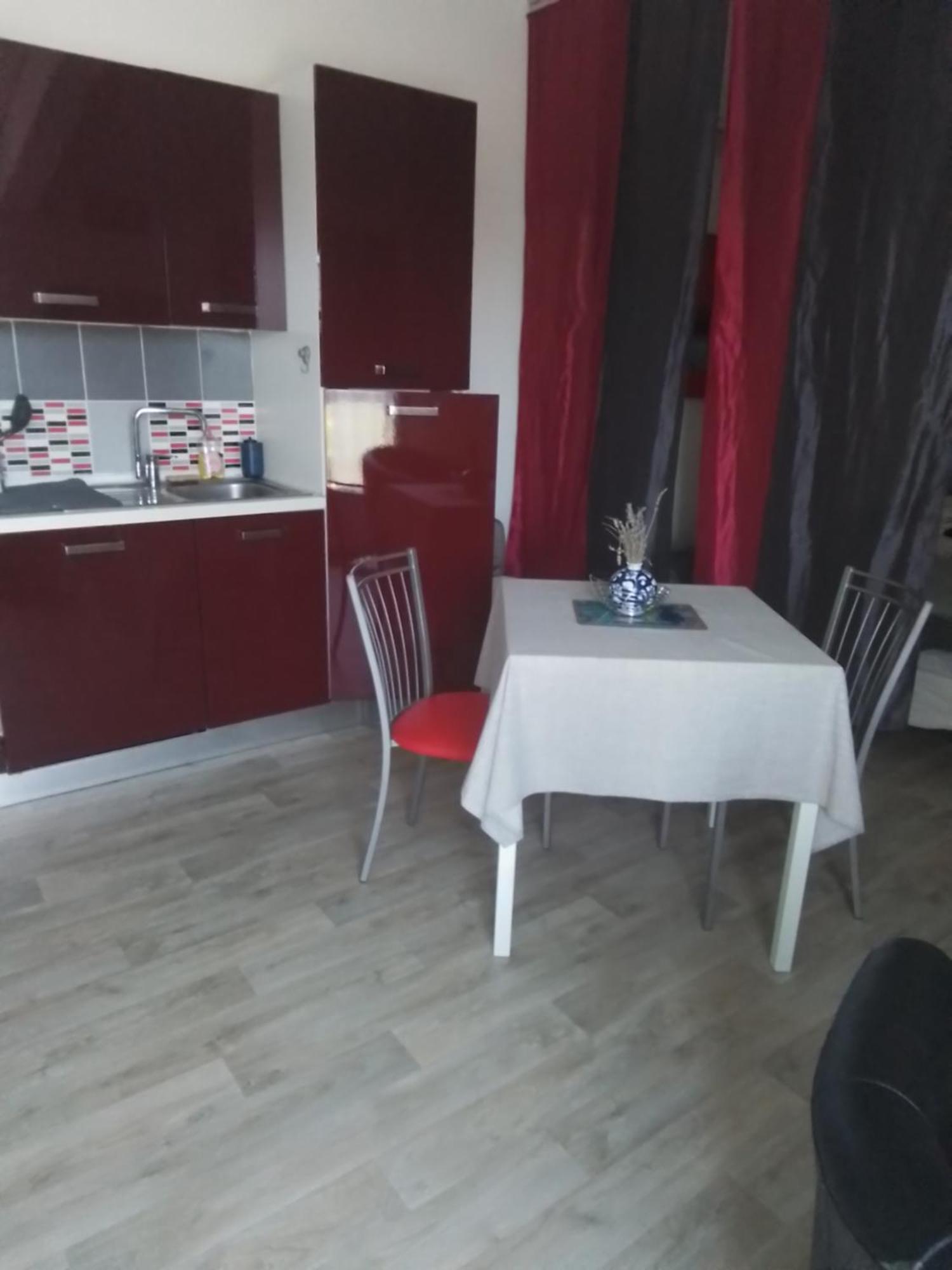 Tiny House Independante Climatisee Moulès Exterior foto